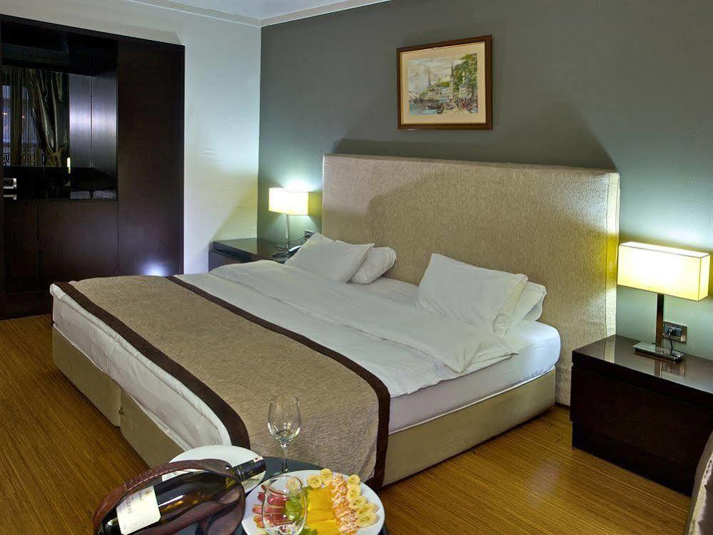 Boutique Riva Hotel Istanbul Exterior foto