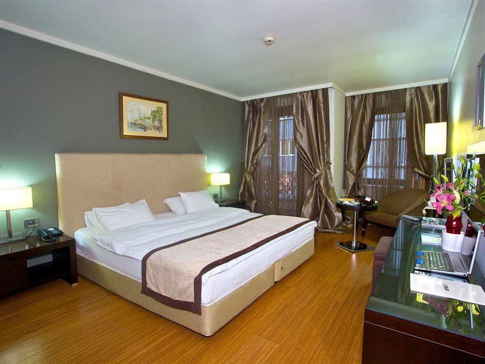 Boutique Riva Hotel Istanbul Exterior foto