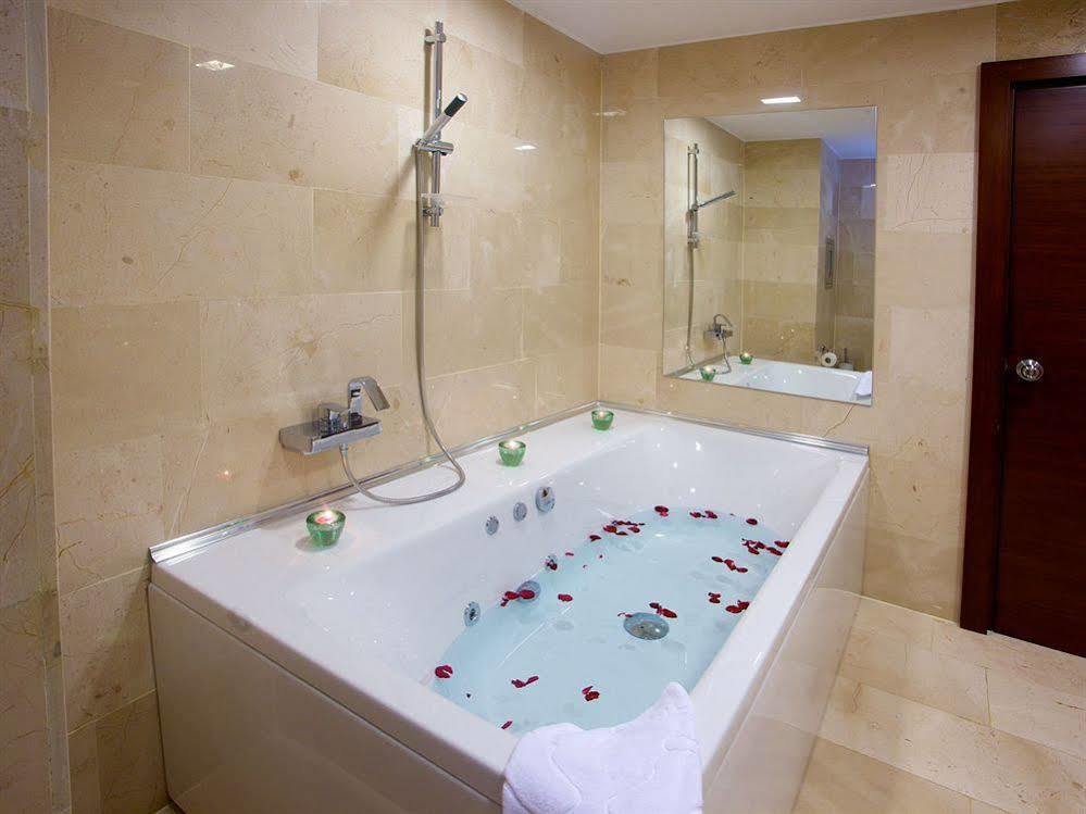 Boutique Riva Hotel Istanbul Exterior foto